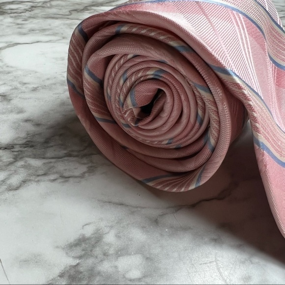Pronto-Uomo 100% Silk Stripe Pink Tie 4" - Picture 3 of 7